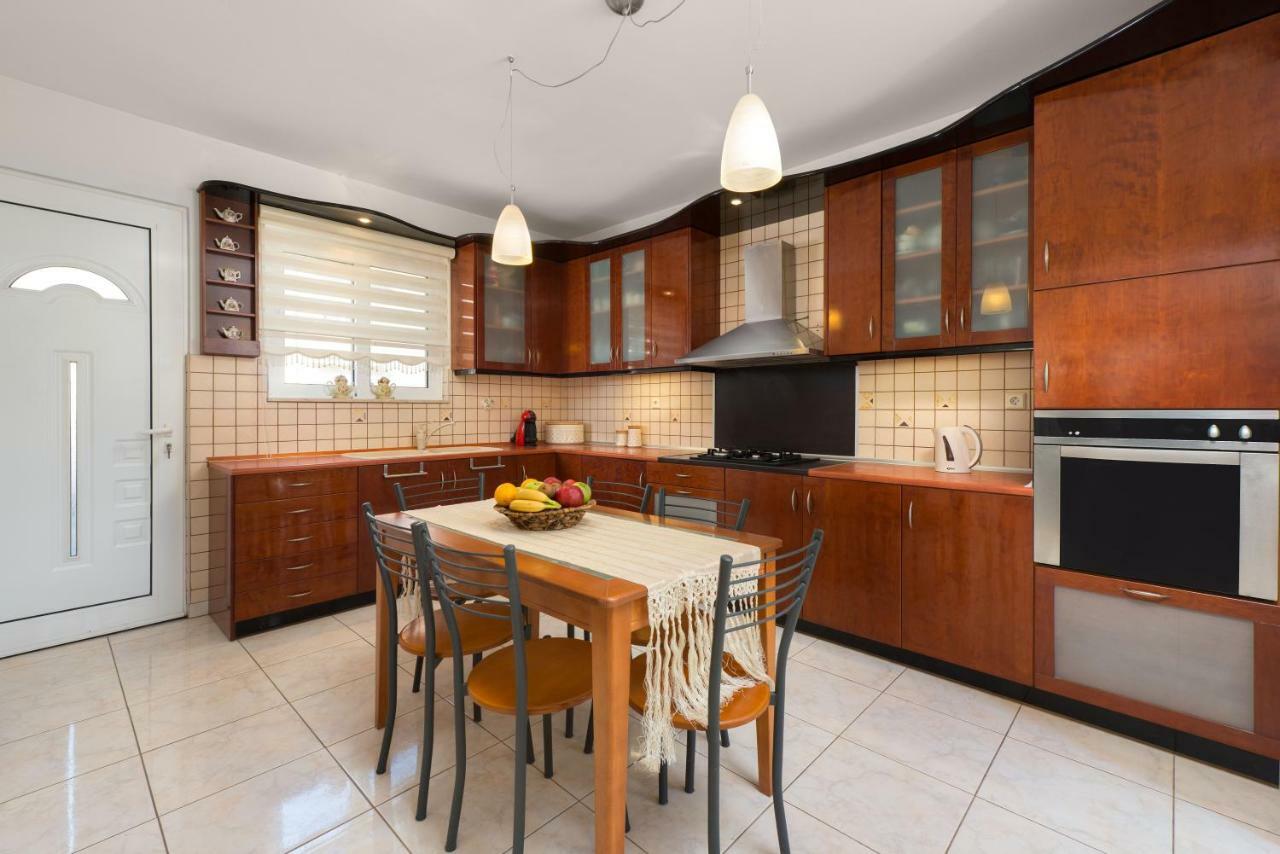 Evmar Villa 이알리소스 외부 사진